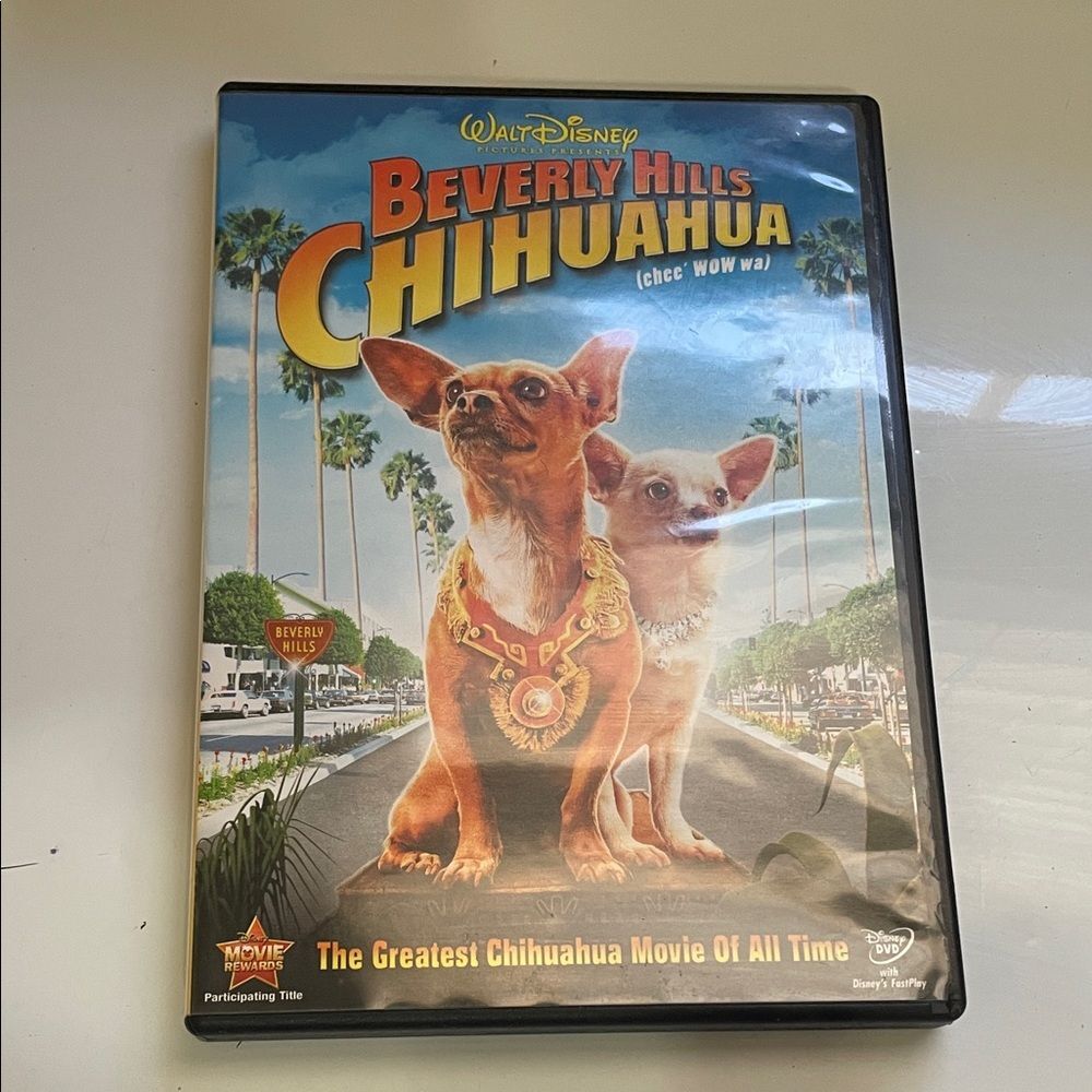 Disney Silver Beverly Hills Chihuahua‎ DVD